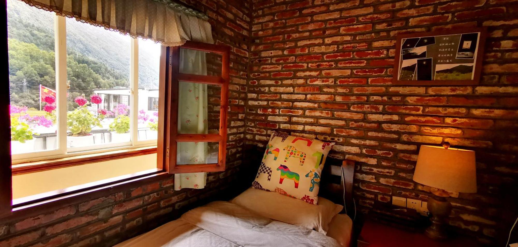 Kangding Guozhuang Nan Wu Hao Boutique Inn Exterior foto